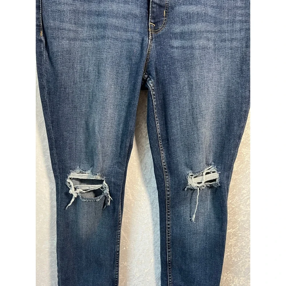 Old Navy High Rise Super Skinny Rockstar Denim Jeans with Distressing Women's 12 - Picture 4 of 6